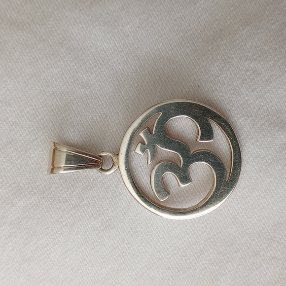 NWOT OM Silver Pendant . - Picture 2 of 6